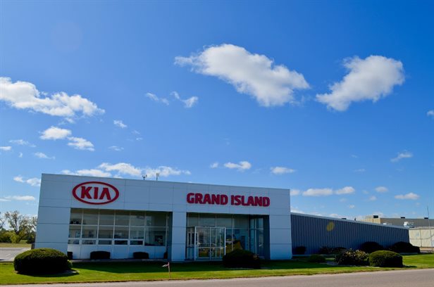 Kia of Grand Island