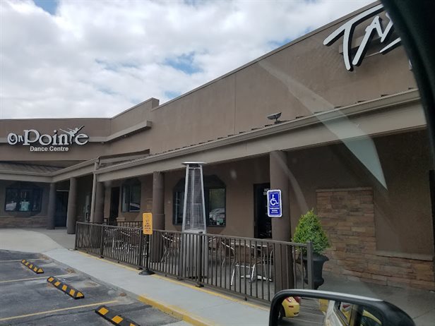 Taxi's Grille & Bar