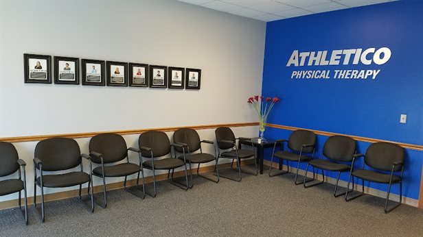 Athletico Physical Therapy - Omaha 94th and J